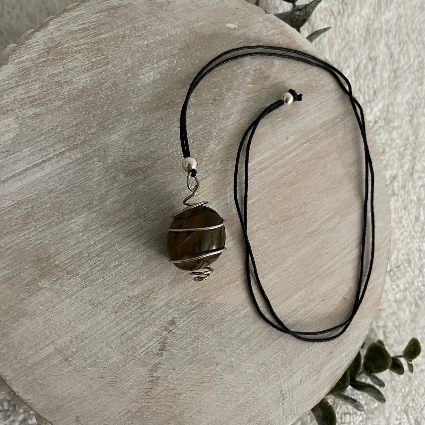 Silver and Tiger Eye Gemastone Necklace