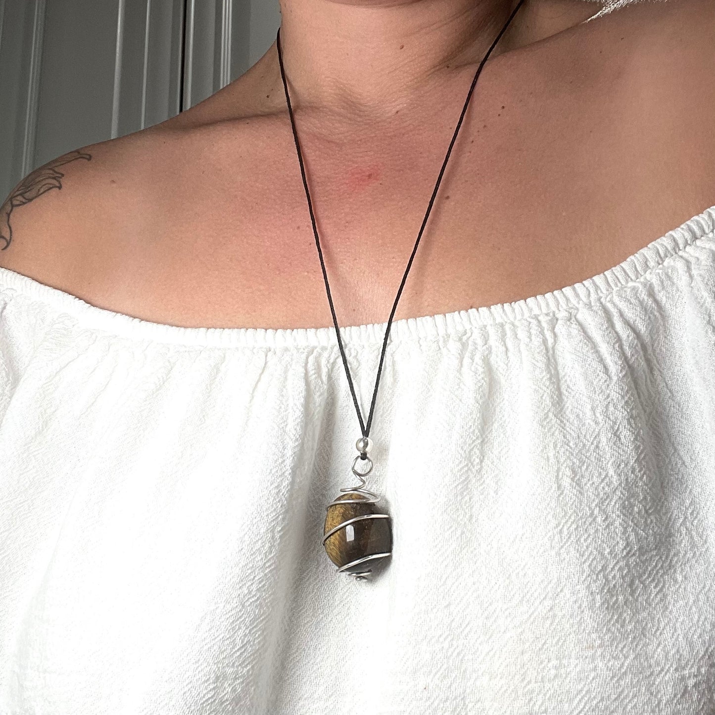 Silver and Tiger Eye Gemastone Necklace