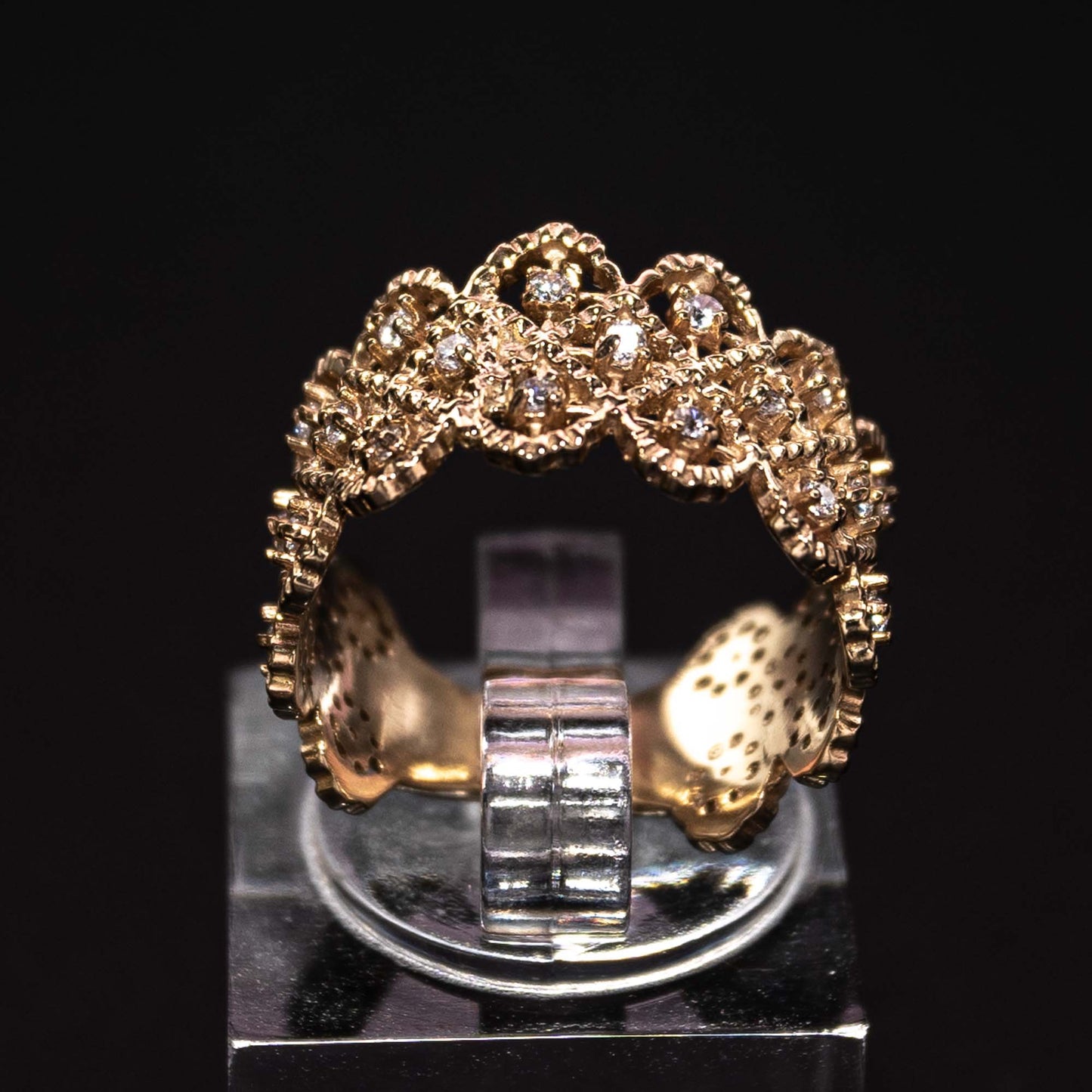 Royal ring - 14k gold ring