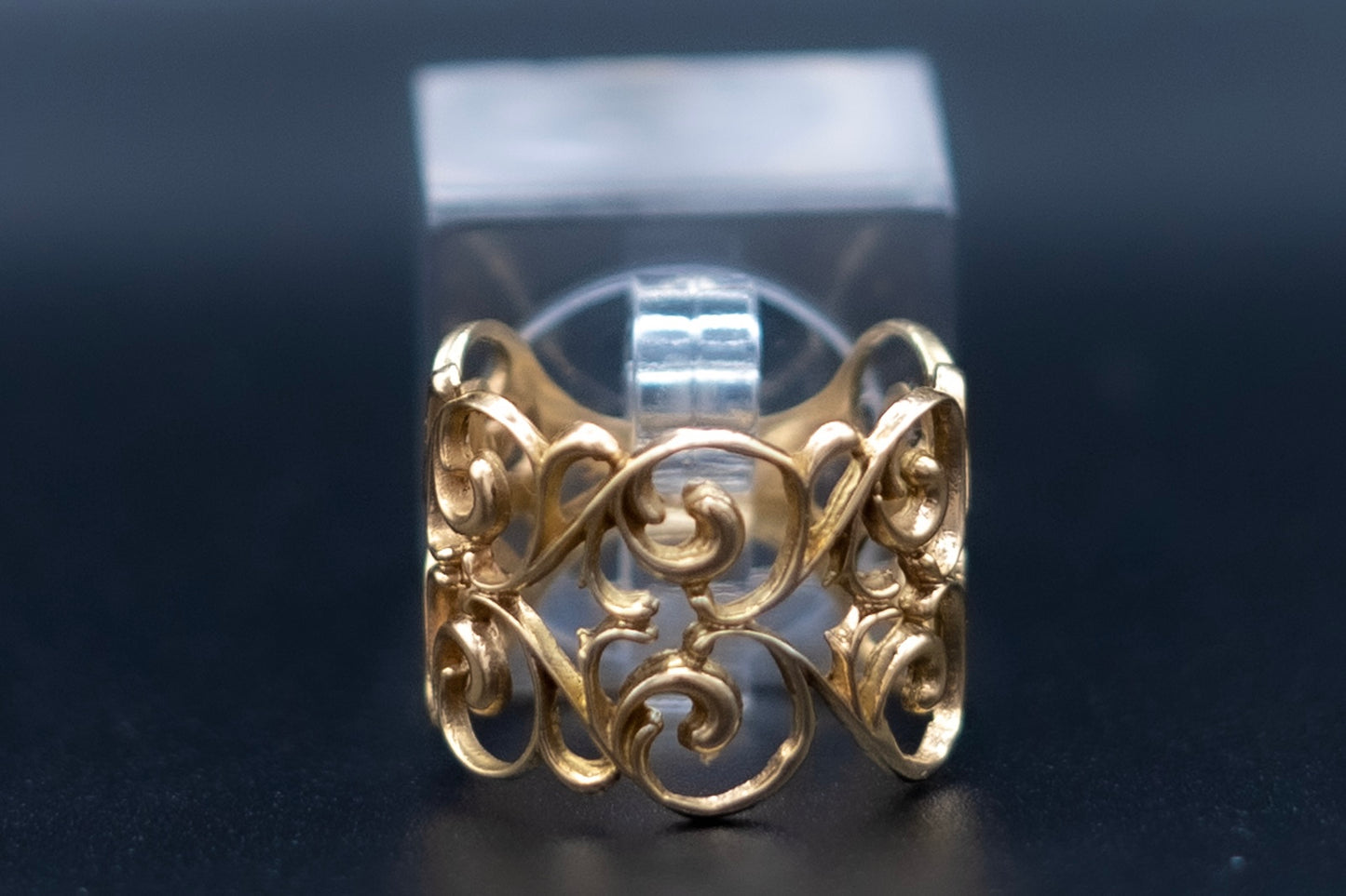 Classic-14k gold ring