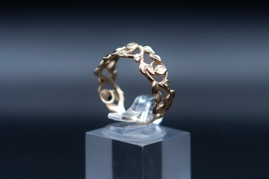 Fall-14k gold ring