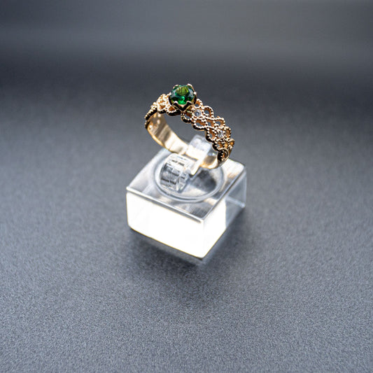 Green forest-14k gold ring