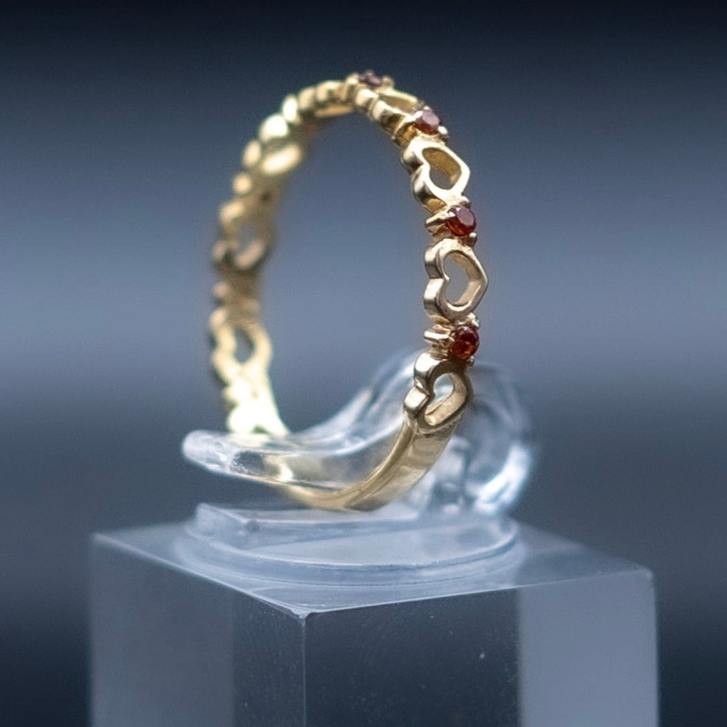 Simplicity red-14k gold ring